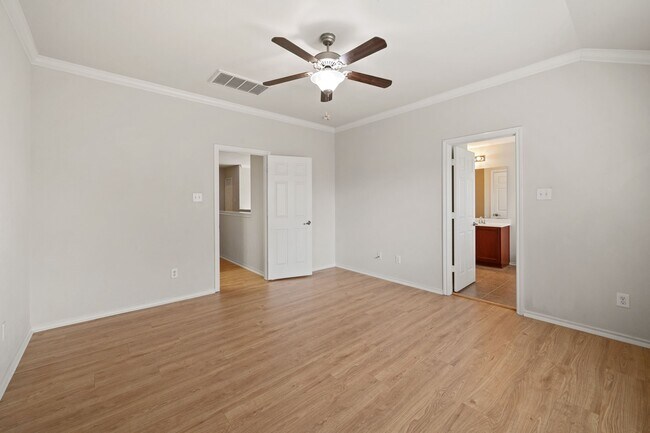 Building Photo - 24606 Folkstone Cir