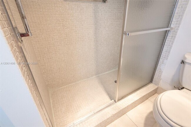 Building Photo - 3049 Wolverton C