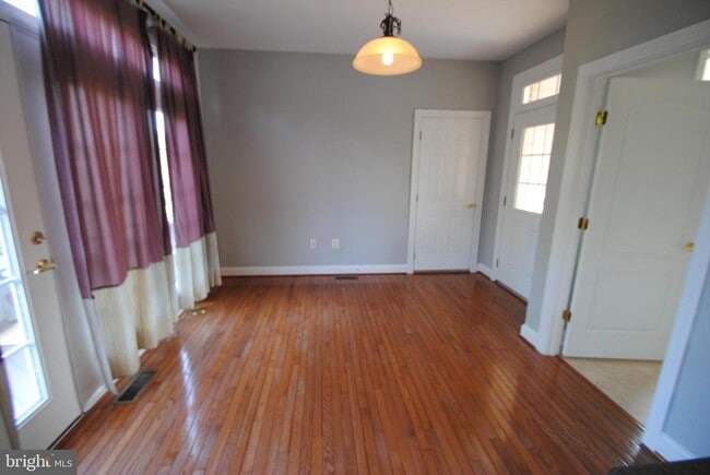 Building Photo - 22754 Brookshade Dr
