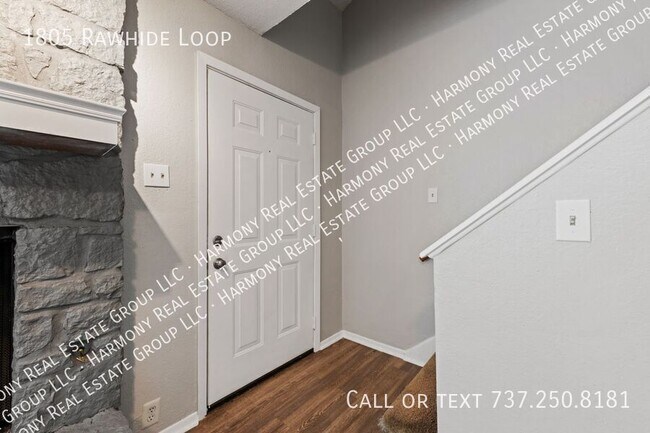 Building Photo - 1805 Rawhide Loop