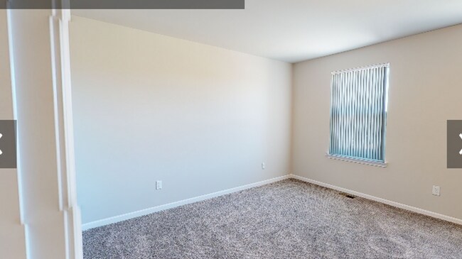 Building Photo - Mid-Town Park