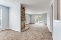 Building Photo - 8560 Park Ln