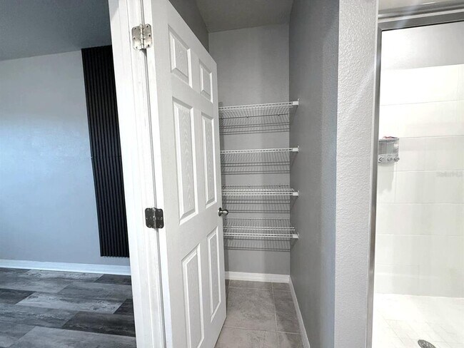 Building Photo - 706 Alta Vista Ct