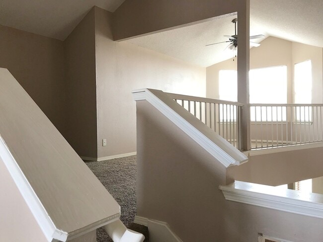 Building Photo - West El Paso 3 bed refrig A/C Home with Bonus Loft and Solar!