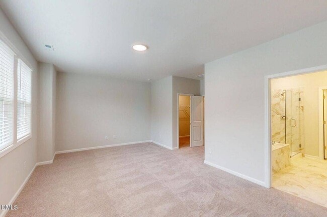 Building Photo - 2459 Englemann Dr