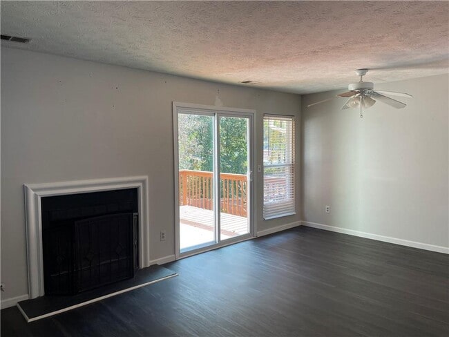 Building Photo - 3578 Kennesaw Station Dr