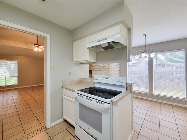 Building Photo - 22714 Paradise Gate Dr