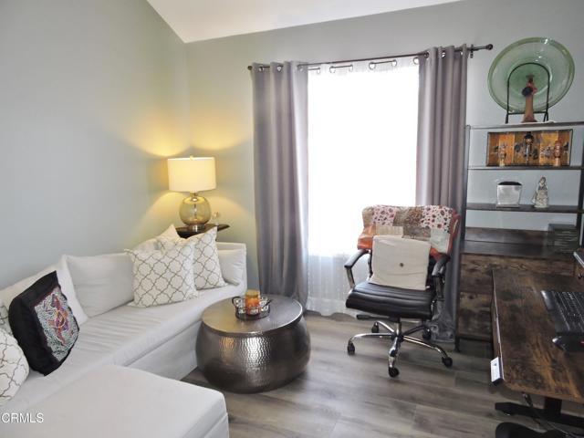 Building Photo - 650 Ivywood Ln