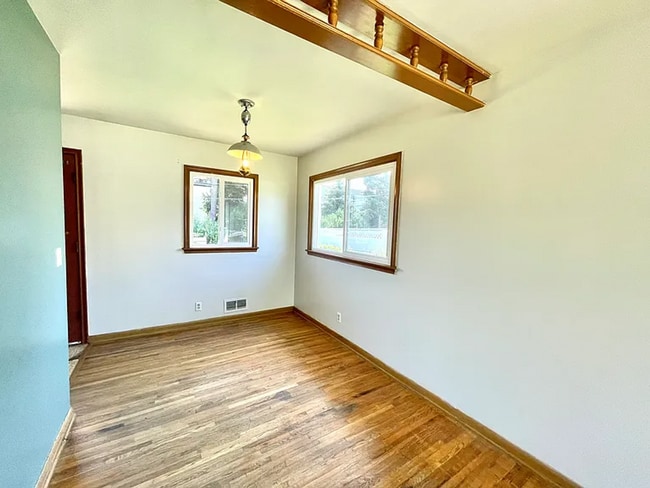 Building Photo - 2713 S 74th St