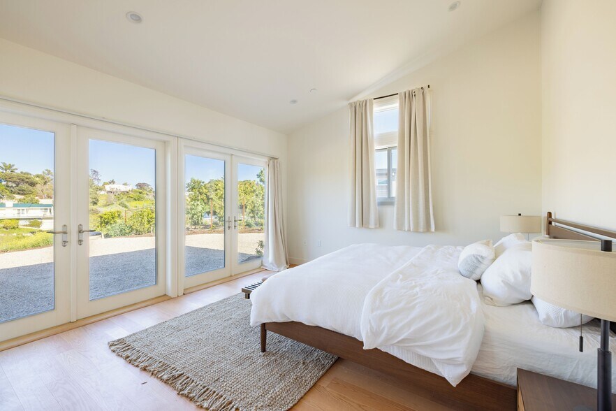 2nd Bedroom - 6726 Wandermere Rd