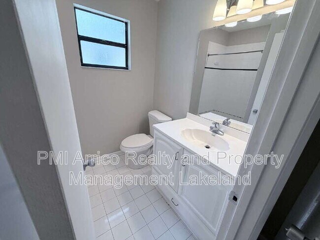 Building Photo - 3584 Raintree Cir