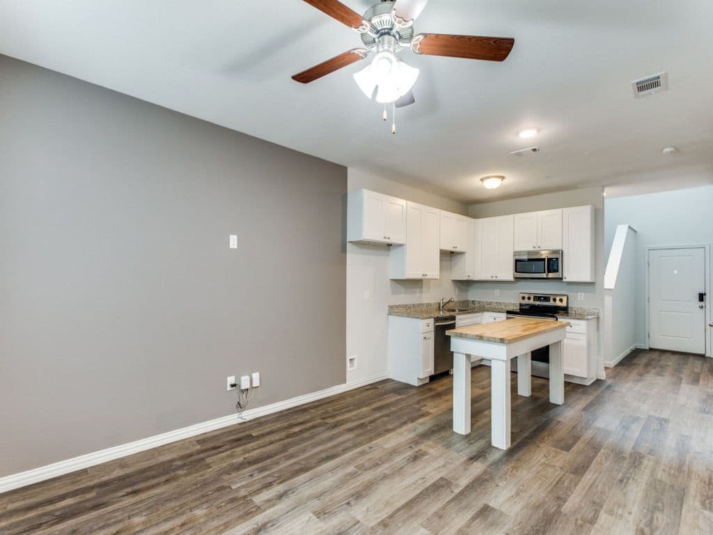 Building Photo - 3301 Brambleton Hill Pl