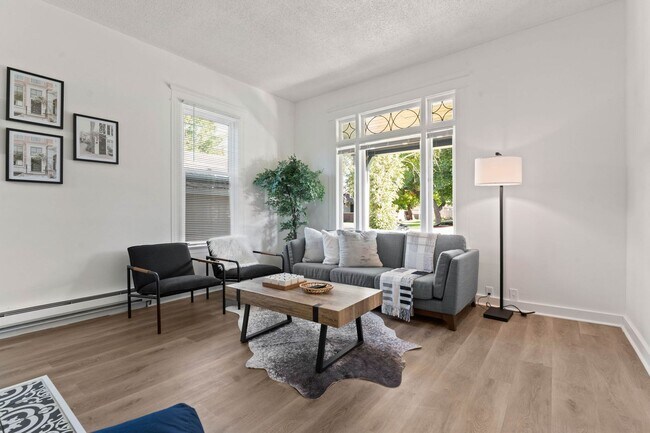 Interior Photo - The Guest House