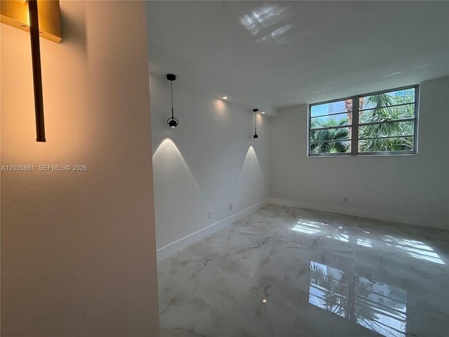 Building Photo - 19390 Collins Ave