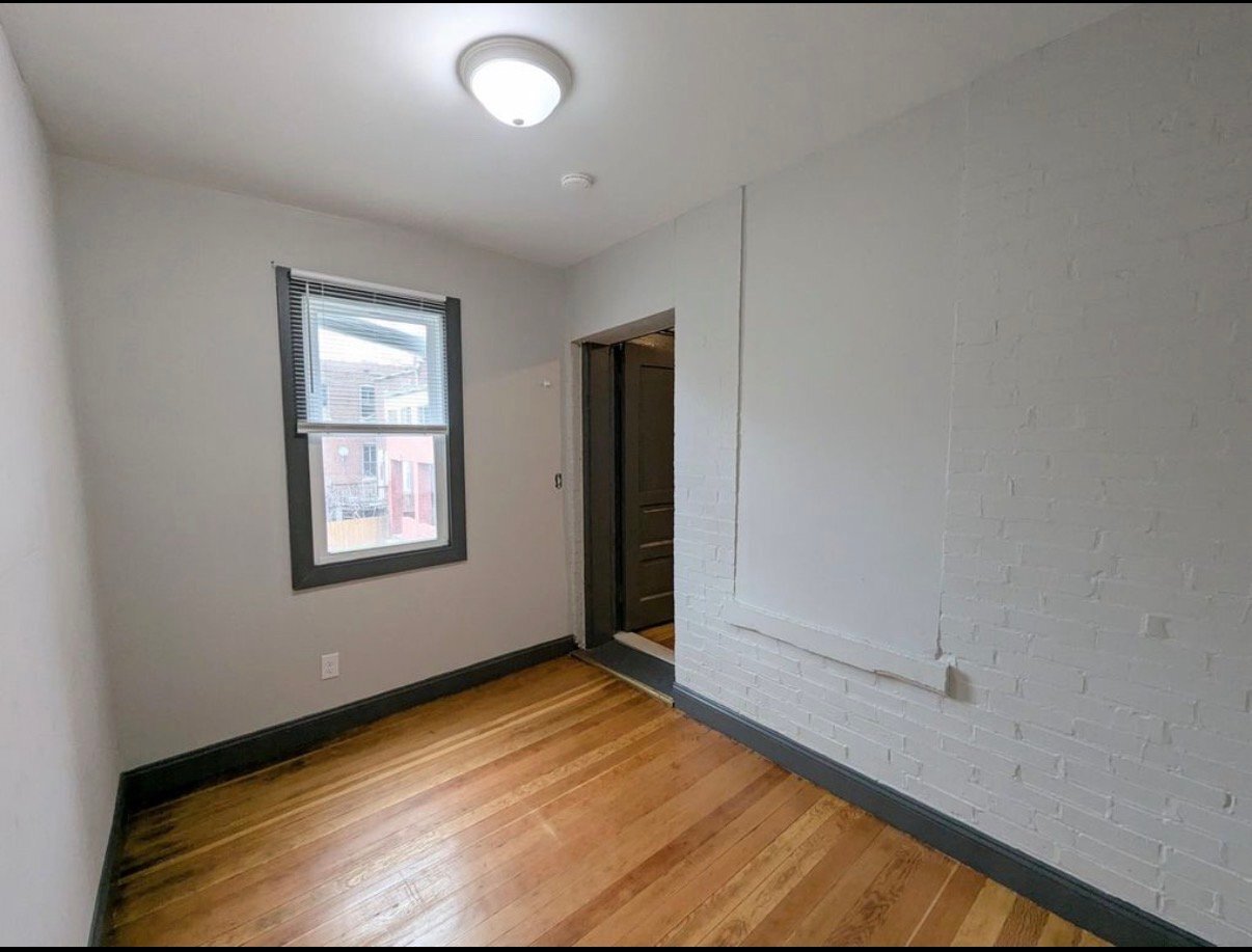 Building Photo - 3649 Nebraska Ave
