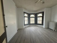 Building Photo - 39 Farragut St