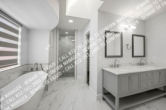 Building Photo - 9145 Drumcliffe Ln