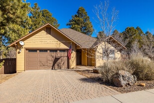 Building Photo - 18 W Separation Canyon Trl