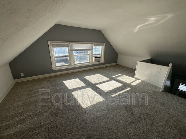 Building Photo - 2618 Ida Ave