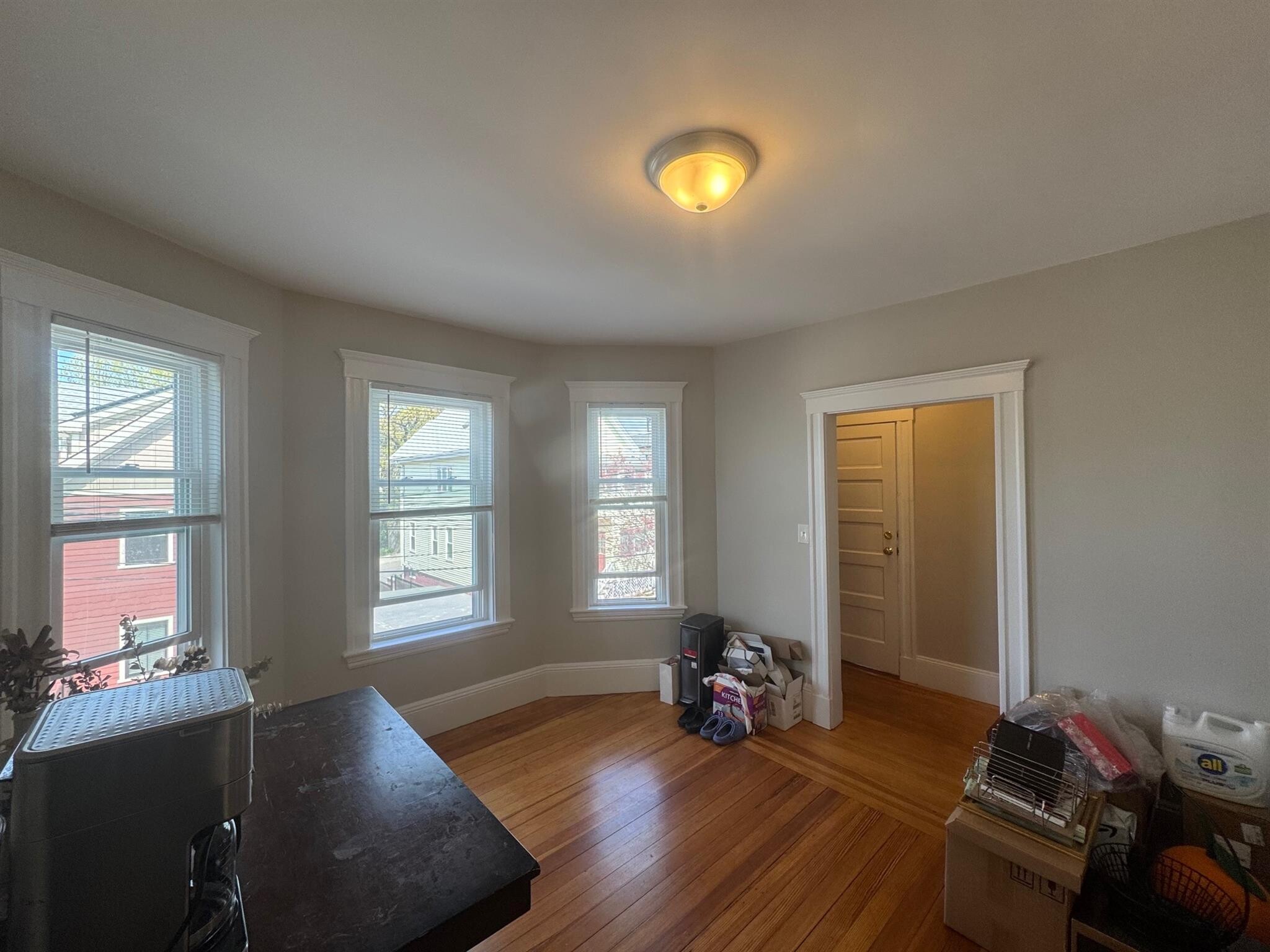 Building Photo - 9 Belmont Sq