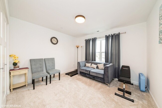 Building Photo - 277 Masters Dr