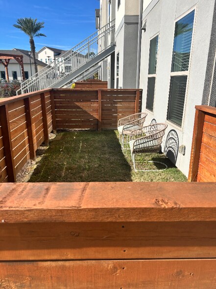 Building Photo - 650 Sgt Ed Holcomb Blvd N