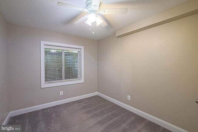 Building Photo - 3709 Fords Ln