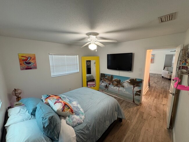 Building Photo - 6195 Pecan Rd