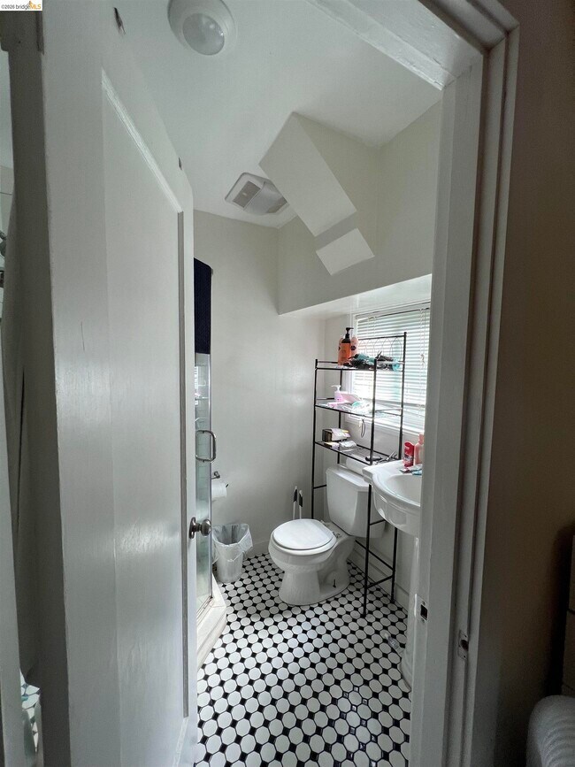 Building Photo - 1532 Milvia St