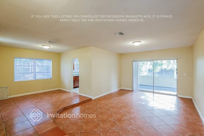 Building Photo - 781 SW 66th Ave