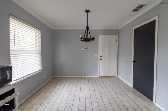 Building Photo - 9 Lackland Cir
