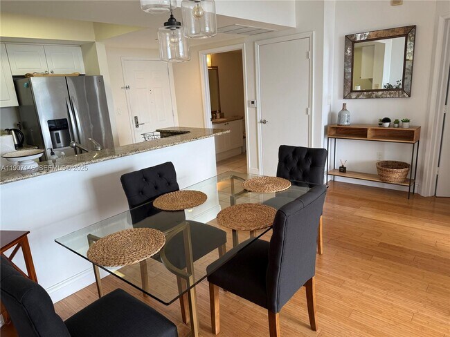 Building Photo - 19501 W Country Club Dr