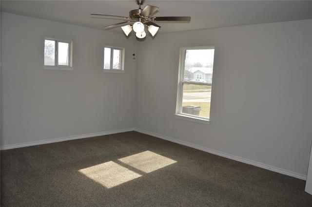 Building Photo - 2216 Sayle St