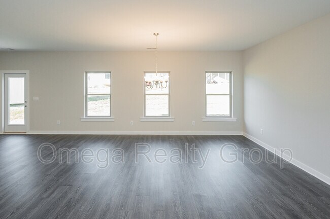 Building Photo - 45 Red Oak Ct