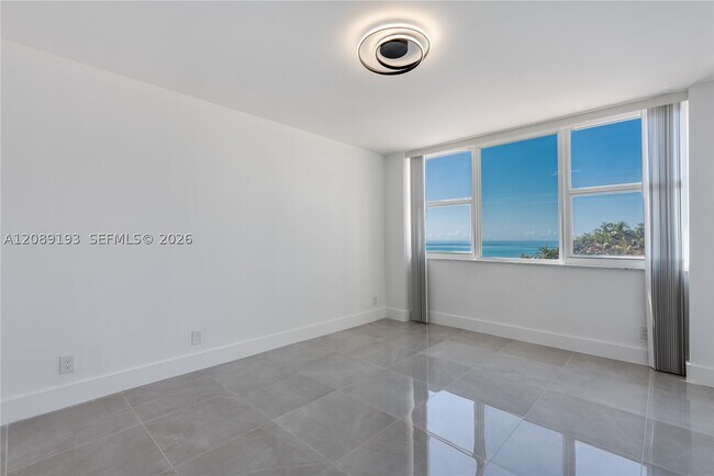 Building Photo - 3180 S Ocean Dr
