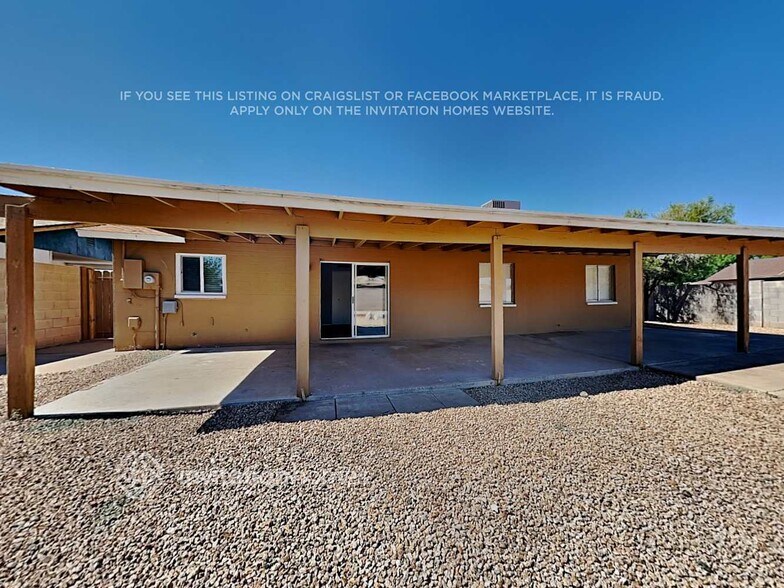 Building Photo - 7140 W North Ln