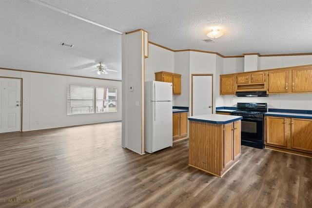 Building Photo - 8413 Denny Dr