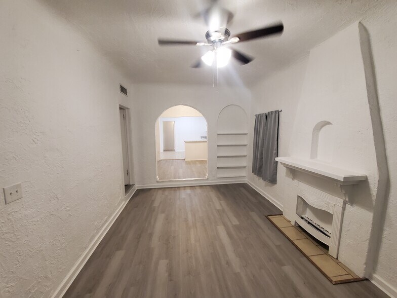 Living Room Back to Kitchen - 2008 N Copia St