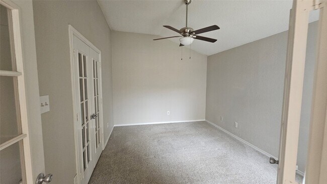 Building Photo - 516 Lookout Mountain Trail