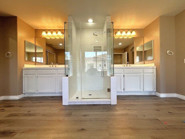 Building Photo - TORREY PINES DR CHINO HILLS 91709 (4 BED/ 2 BATH)