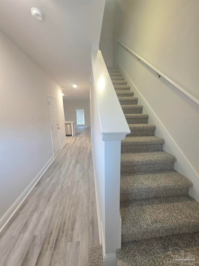 Building Photo - 1306 Leeway Dr