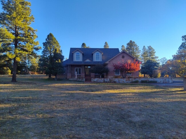 Primary Photo - Stunning Executive Home in Timber Ridge!