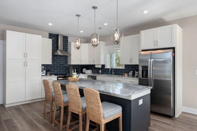 Building Photo - 983 Cruz Bay Ln