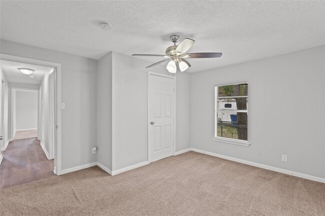 Building Photo - 419 N Parrish St