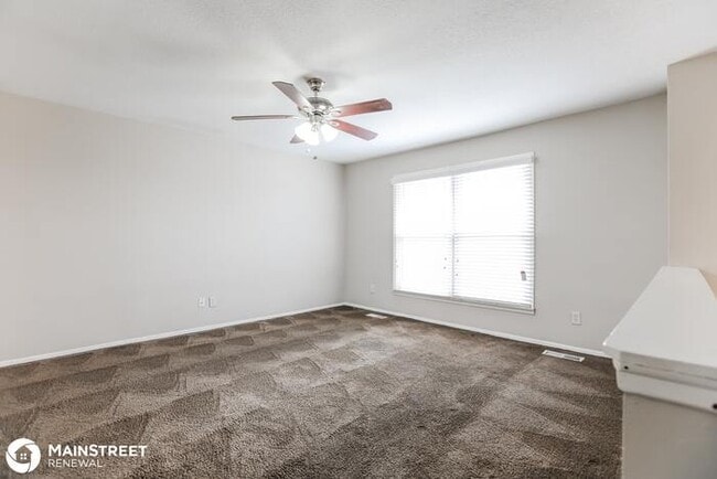 Building Photo - 406 E 164th Ter, Belton, MO 64012