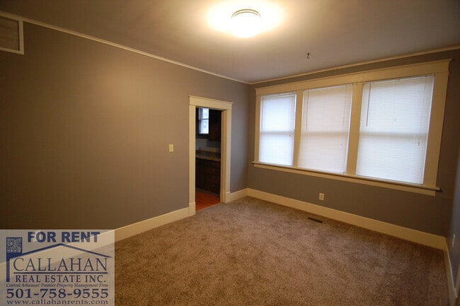 Building Photo - Historic Home is located in the Argenta se...