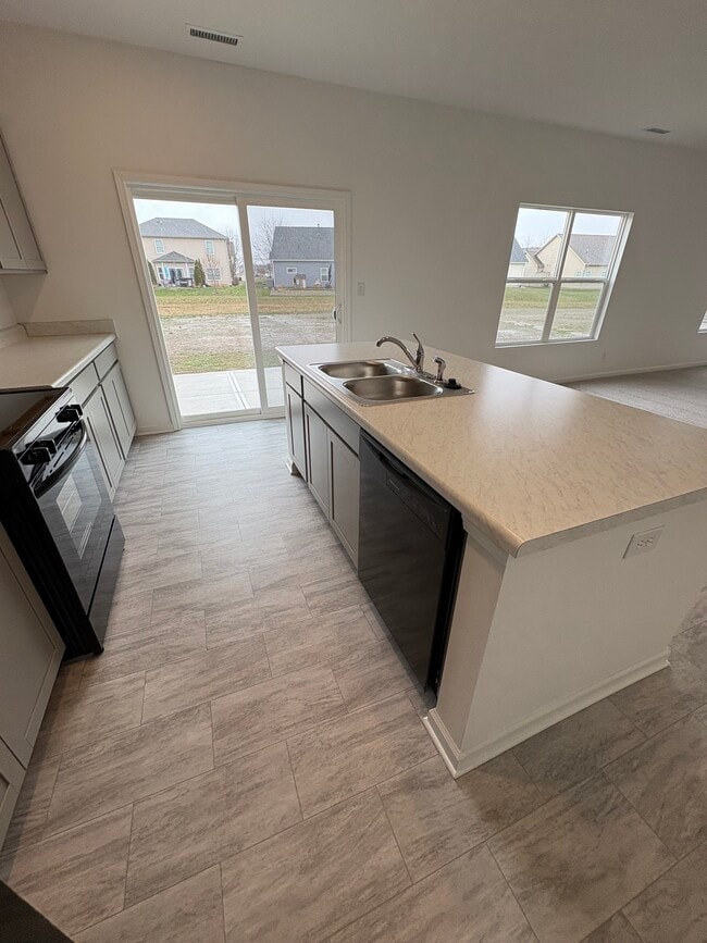 Building Photo - 1743 Creek Bed Ln