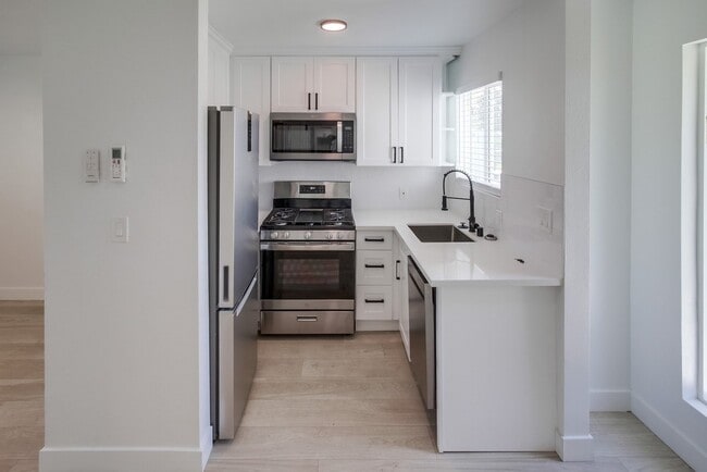 Floorplan - The Resort at Encinitas Luxury Apartment Homes