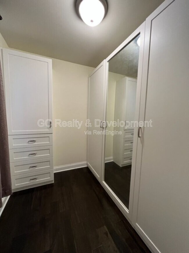 Building Photo - 4219 Fraser Cir