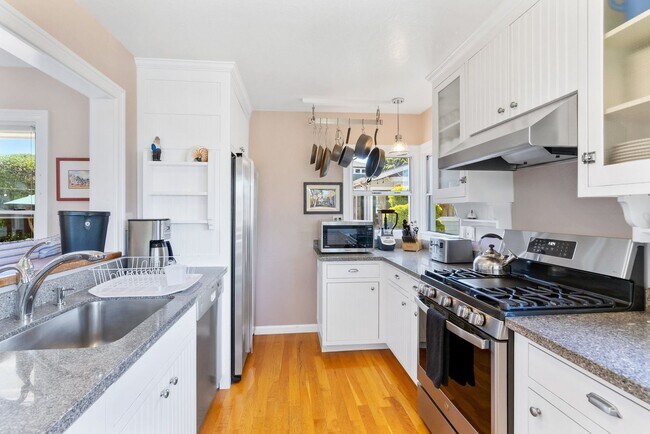 Building Photo - Oceanfront Paradise - 1BR/1BA w/ Additional Sleeping areas  Monthly Rental in Santa Cruz!  Fully ...